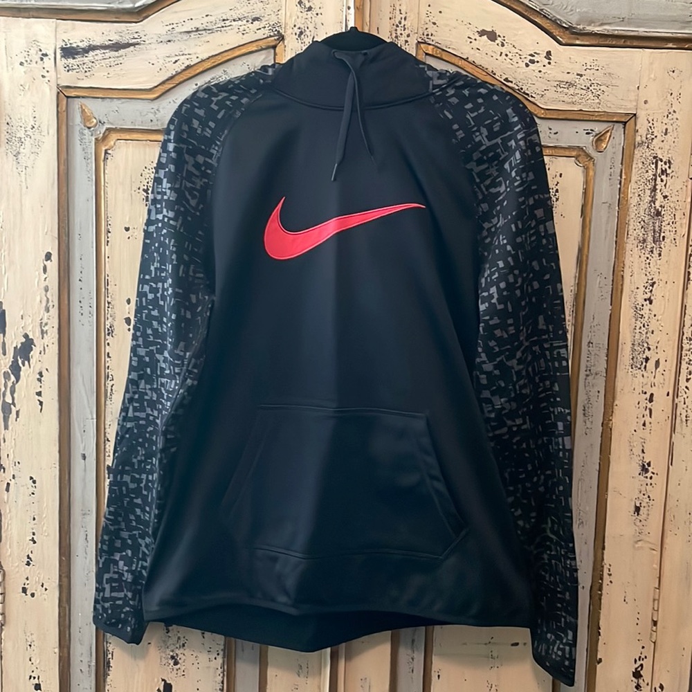 Nike Dri-Fit hoodie NWOT